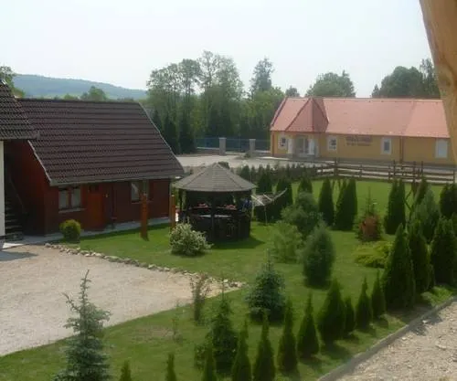 Csaladbarat Fahaz - Image 1