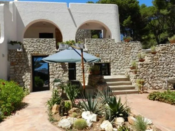 B&B Scioleion - Image 1