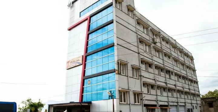Hotel 7 Hills Inn - Image 1