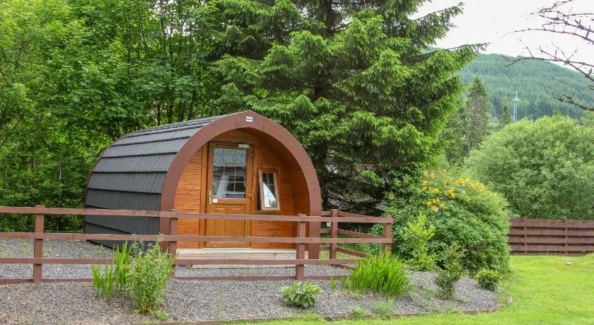 Glamping Hut - Image 1