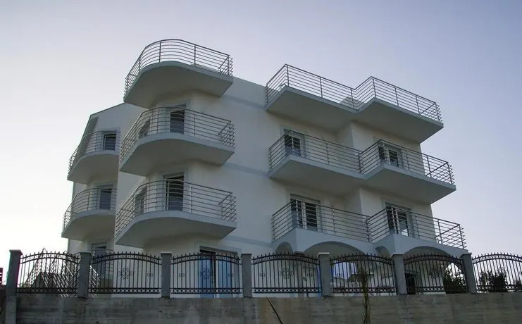 Apartments Igalo Bay - Image 1