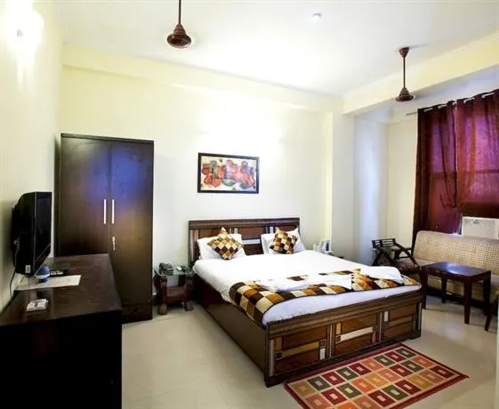 Oyo Rooms Noida Electronic City - Image 1
