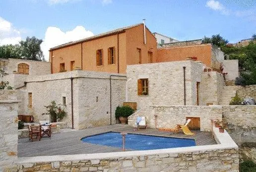 Irini Houses - Image 1