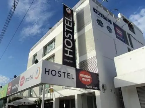Mundo Joven Hostel Cancun - Image 1