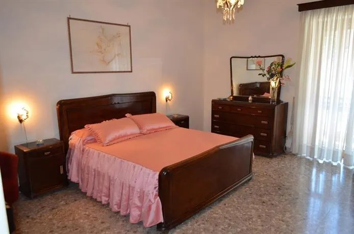 Rose house Amalfi - Image 1