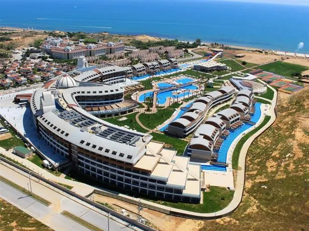 Club Magic Life Jacaranda Imperial - Image 1