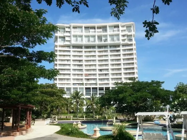 Beachfront Duplex Penthouse Hua Hin Seaview Condo - Image 1