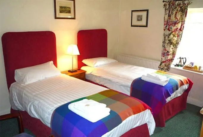 Sandy Park Inn - Image 1