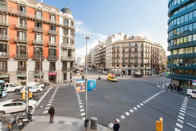 Key Plaza Cataluna Bliss - Image 1