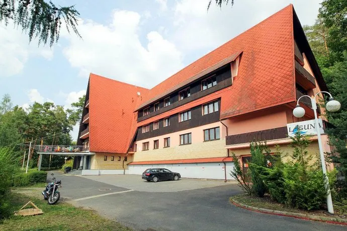 Laguna - Image 1