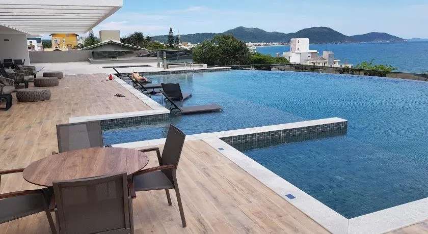 Espelho das Aguas Residence - Image 1