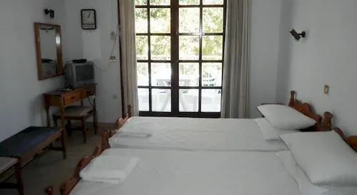 Voula Apartments - Image 1
