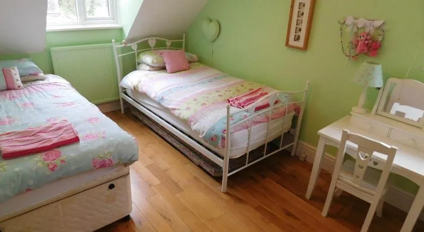 Charlton House - Image 1