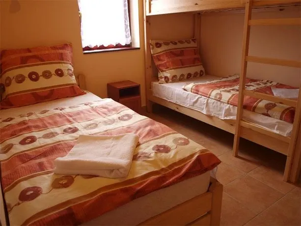 Arnyas Thermal Camping Es Udulopark - Image 1