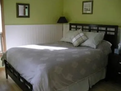 Birds Eye View B&B Salt Spring Island - Image 1