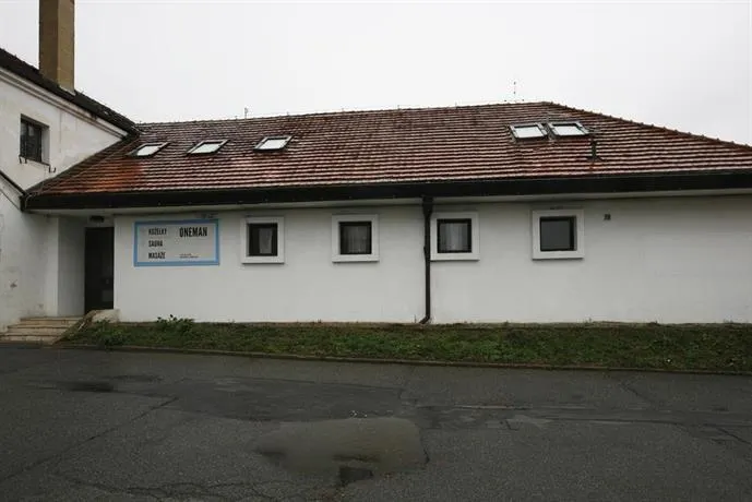 Oneman Hostel - Image 1