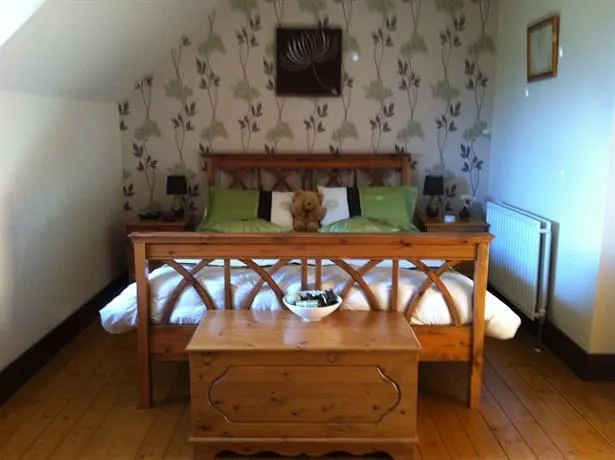 Coolmore House B&B - Image 1