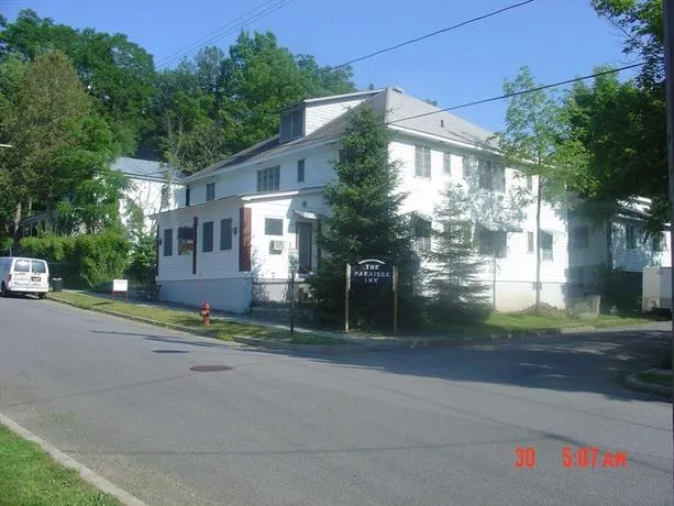 Paradise Inn - Image 1