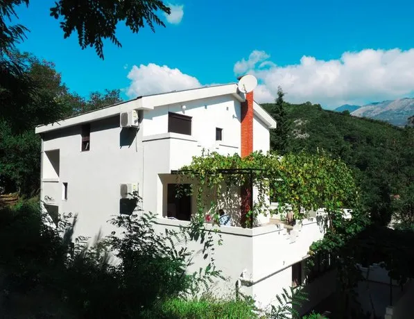 Villa Budvanka - Image 1