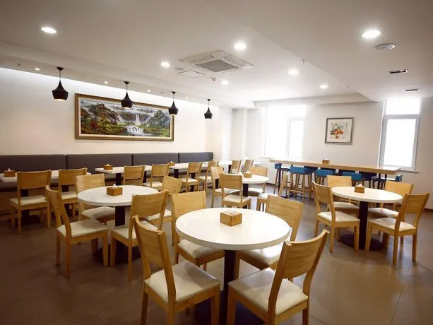 Hanting Hotel Weifang Beihai Road Futian Leiwo - Image 1