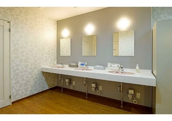 Aoshima fishermans hostel & spa women's domitory / Vacation STAY 31042 - Image 1