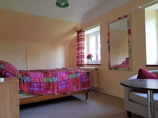 Renard Retreat - Image 1