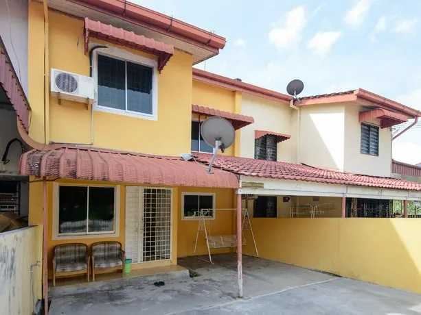Lampam Vacation Home at Seberang Jaya - Image 1