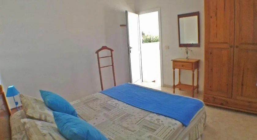 Front Beach House For Relax - Image 1