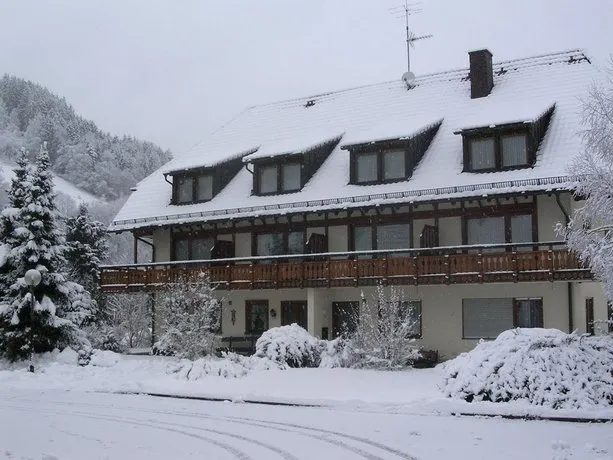Zum Hirschen - Image 1