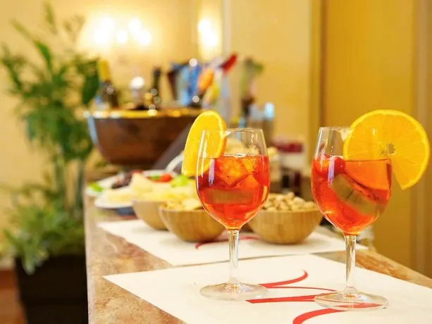 Mercure Parma Centro Stendhal - Image 1