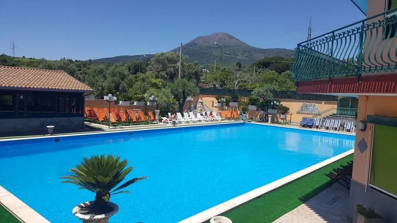 Hotel La Vela - Image 1