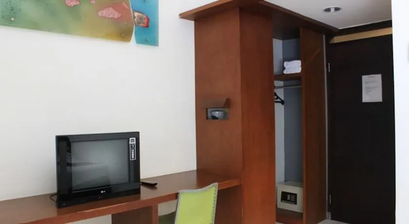 The Harmony Legian Hotel - Image 1