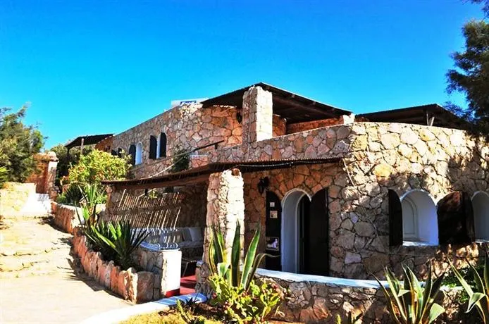 Calamadonna Club - Image 1