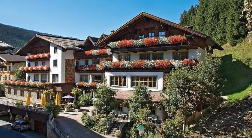 Hotel Eschbacher - Image 1