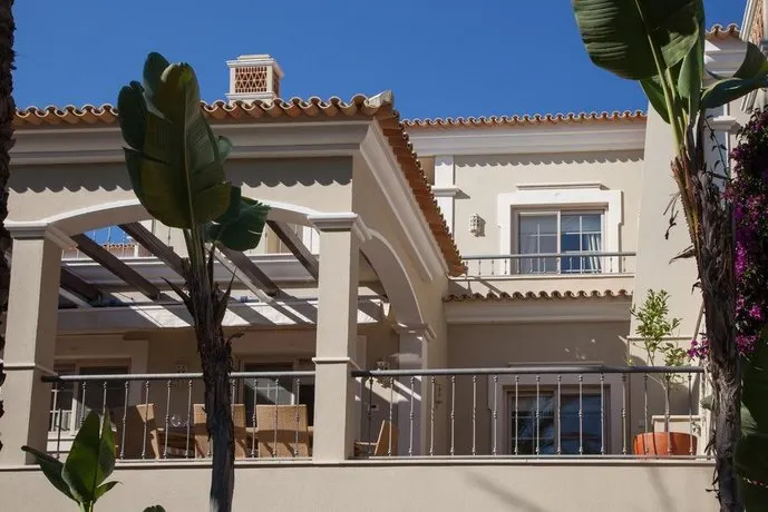 Maria Lisboa Villa - Image 1