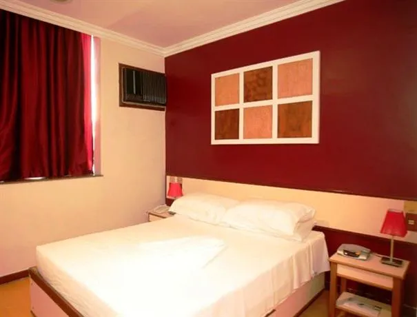 Hotel Cristal Palace - Image 1