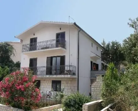 Apartments Rina - Image 1
