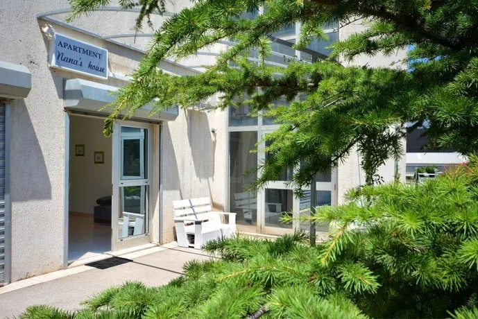 Nana`s house - Image 1