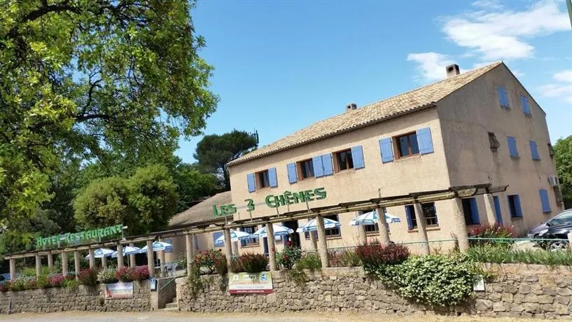Les 3 Chênes - Image 1
