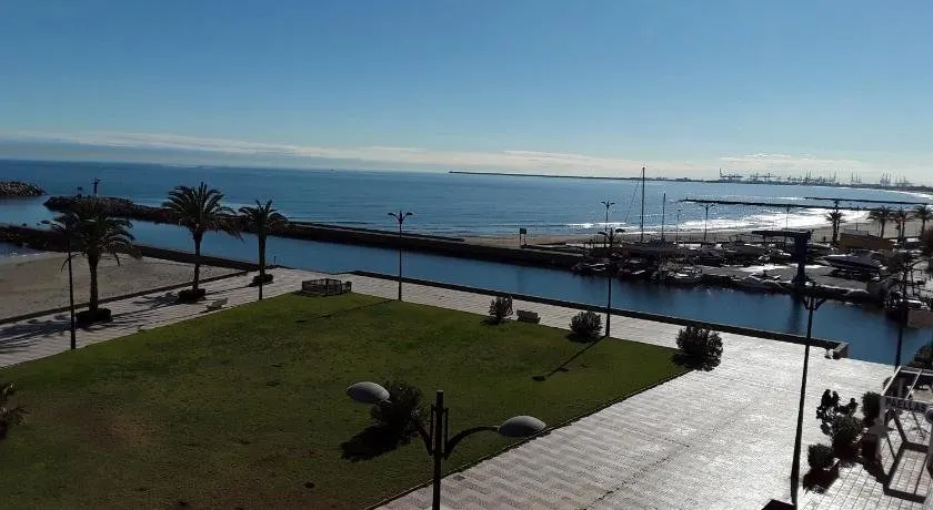 Apartamento 1 linea playa Porsa playa Alboraya - Image 1