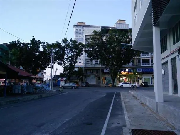 Js&K Homestay - Image 1