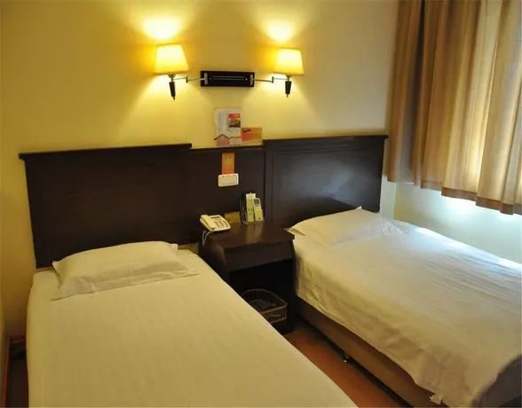 Hejia Inn (Beijing Tsinghua) - Image 1