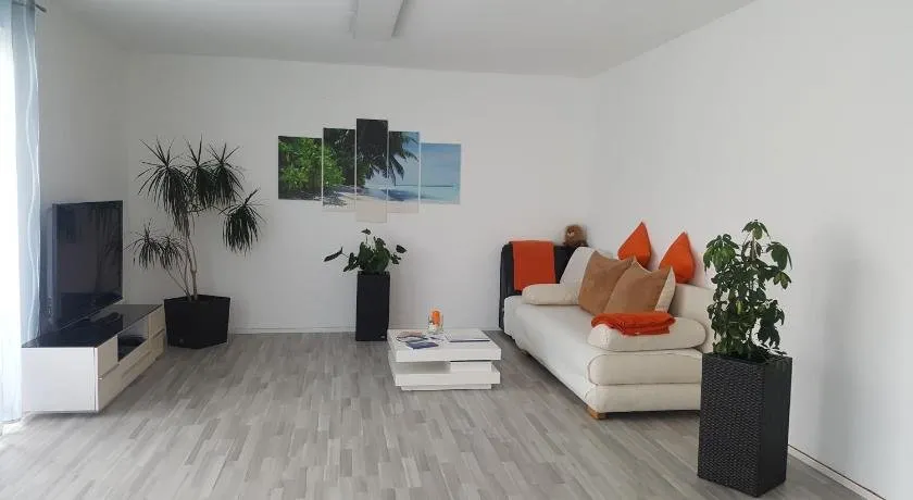 Moderne Neubau Ferienwohnung - Image 1