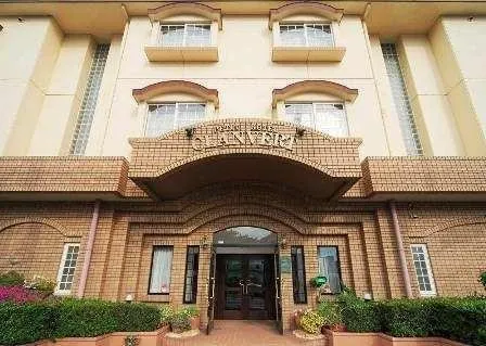 Petit Hotel Clanvert - Image 1