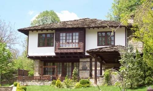 Sharlopova Boutique Guest House - Image 1