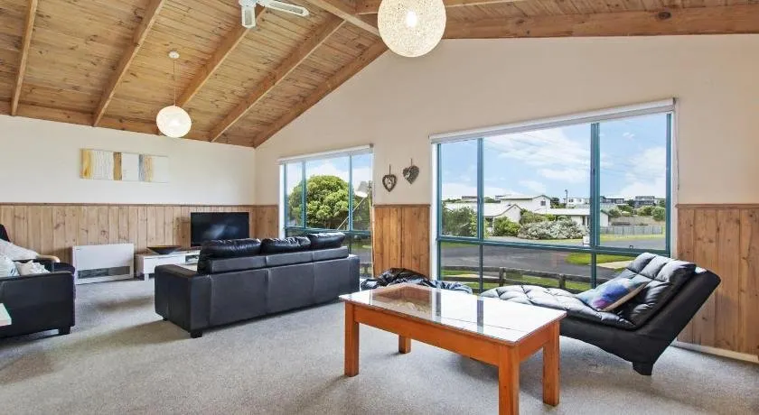 Mathilda - partial seas views and outdoor entertaining area - Image 1