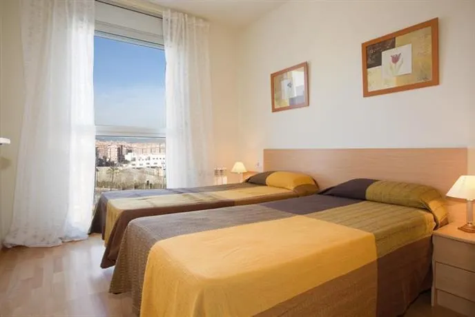 Diagonal Mar Apartments - Image 1