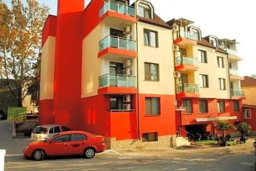 Hotel Svishtov - Image 1