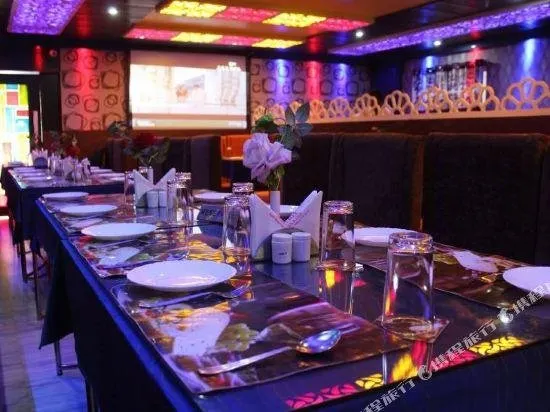 Hotel Kamas Inn by OYO Rooms - Image 1