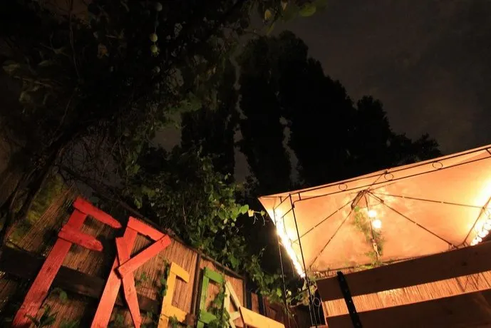 FreeBorn Hostel - Image 1